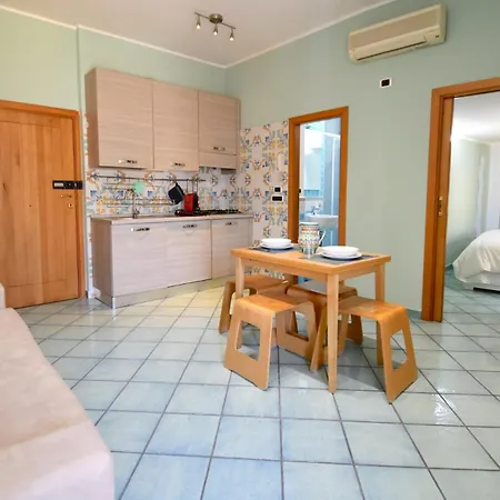 Guest House Il Faro Gaète Extérieur photo